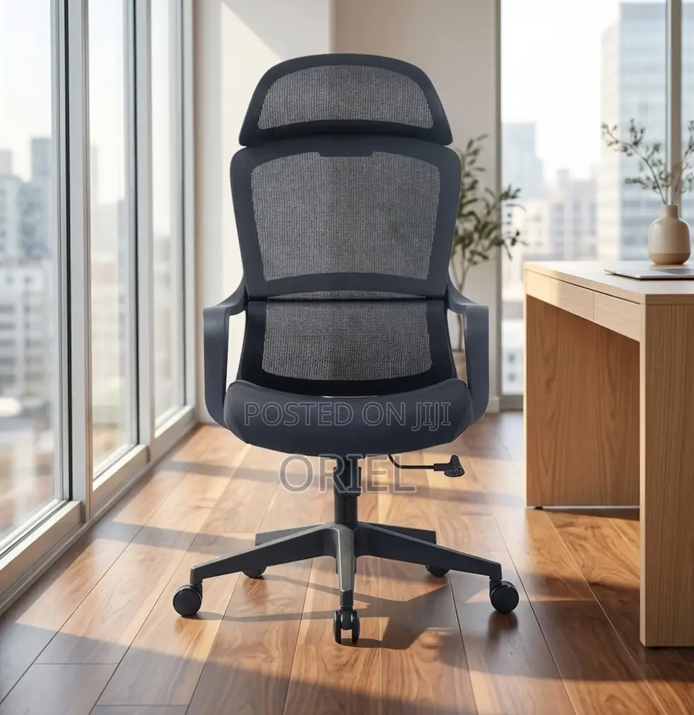 Office Chair : Swivel High Back Chair