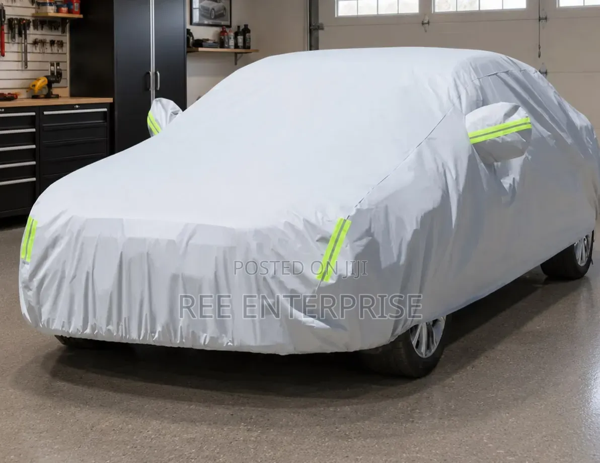 High Quality Universal Grey Car Cover With Fleece on the Inside Part