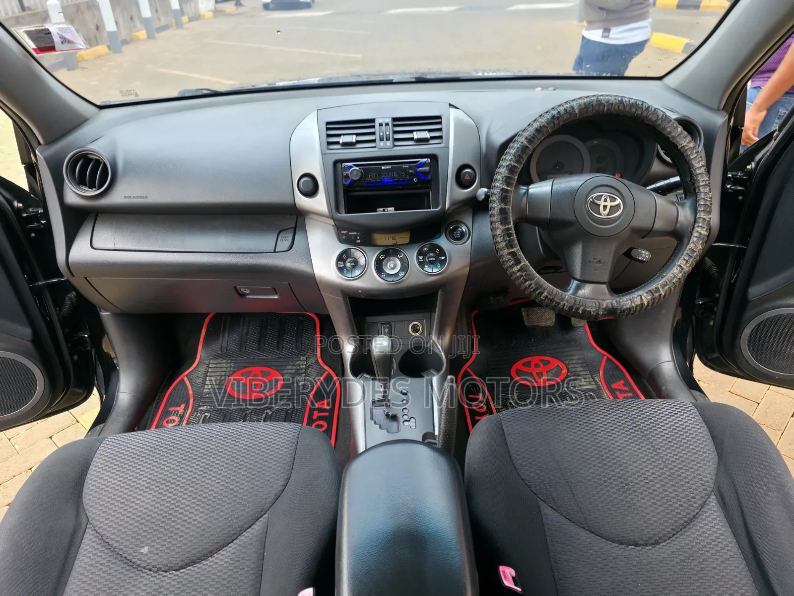 Toyota RAV4 2010 Black
