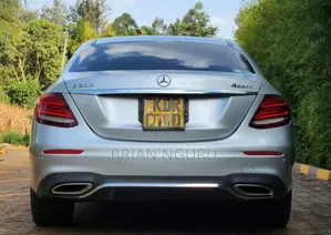 Mercedes-Benz E200 2017 Silver