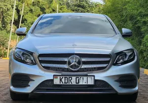 Mercedes-Benz E200 2017 Silver