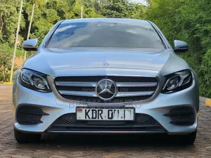 Mercedes-Benz E200 2017 Silver