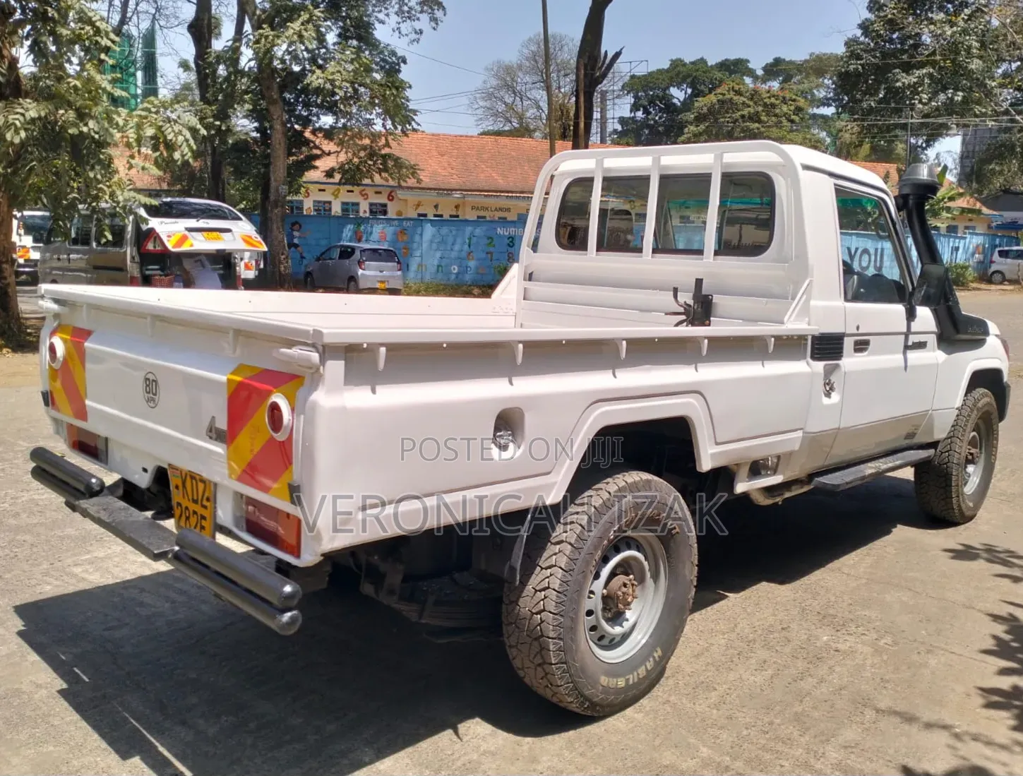 Toyota Land Cruiser 2013 White