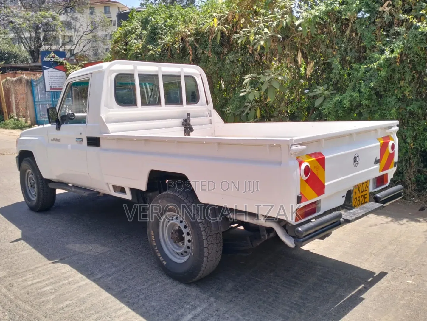 Toyota Land Cruiser 2013 White