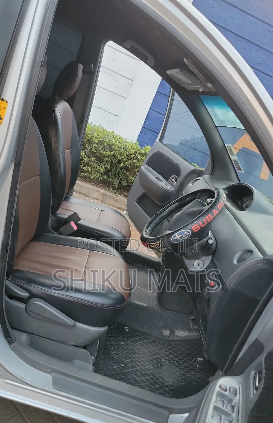 Toyota Sienta 2012