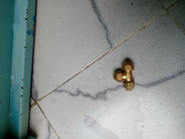 T-Joint Connector - thumbnail 2