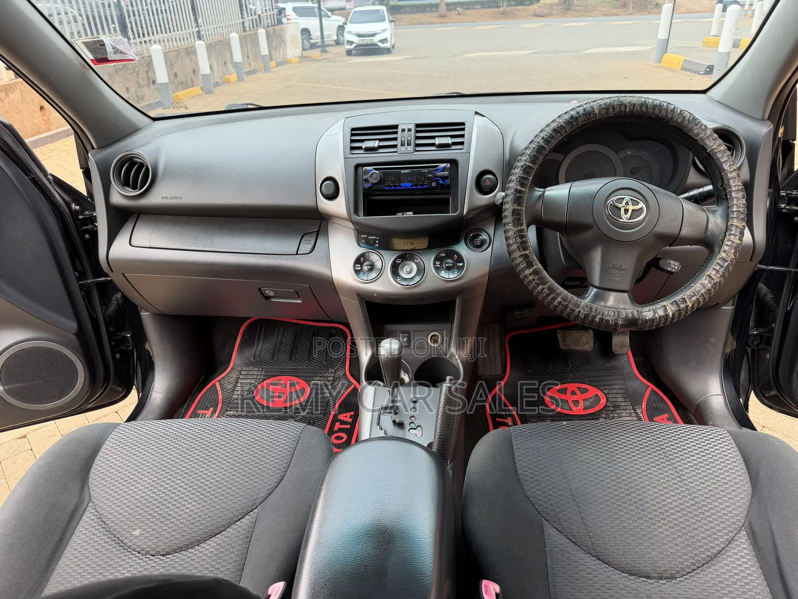 Toyota RAV4 2010 Black