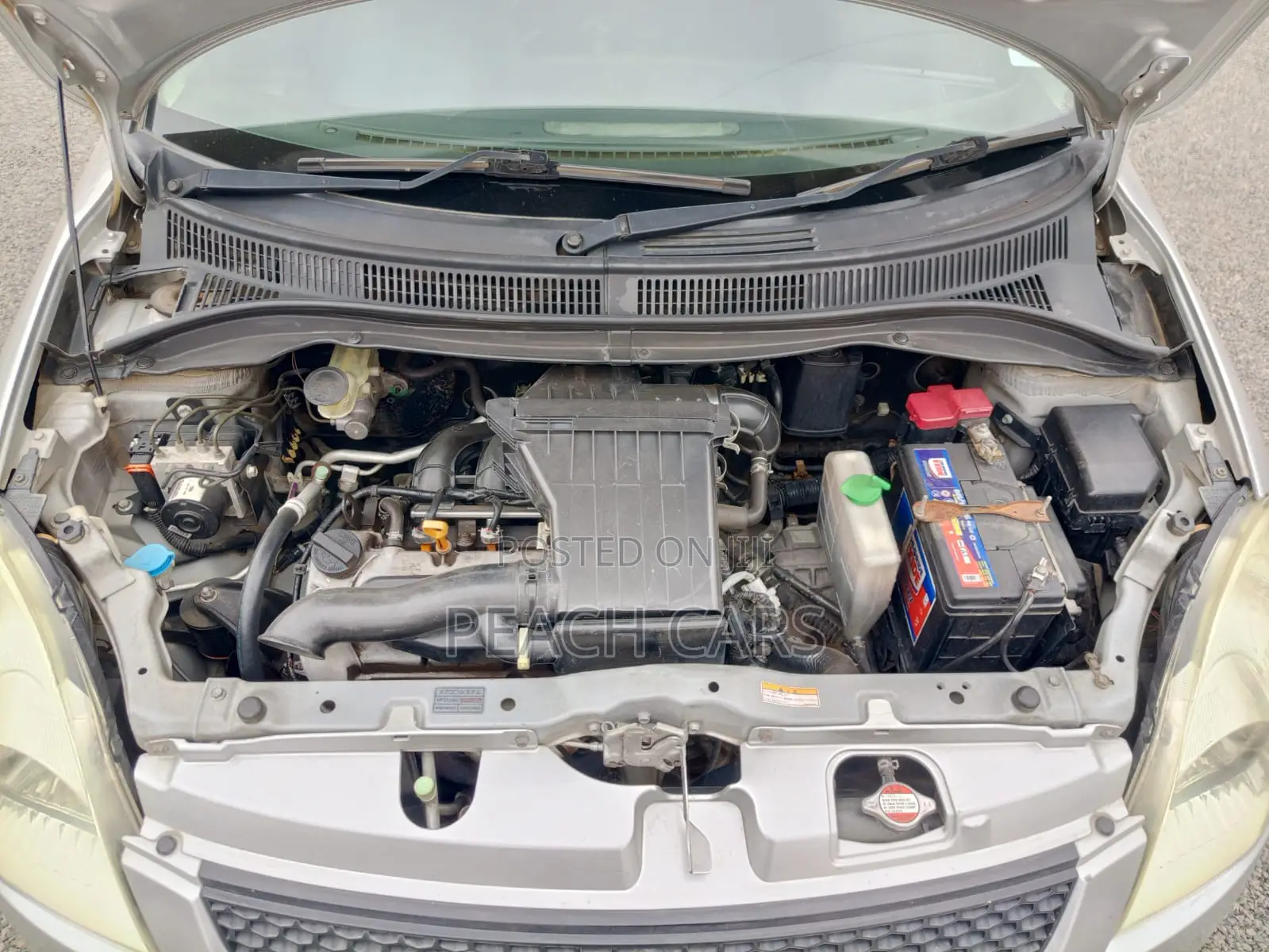 Suzuki Swift 2010 Silver