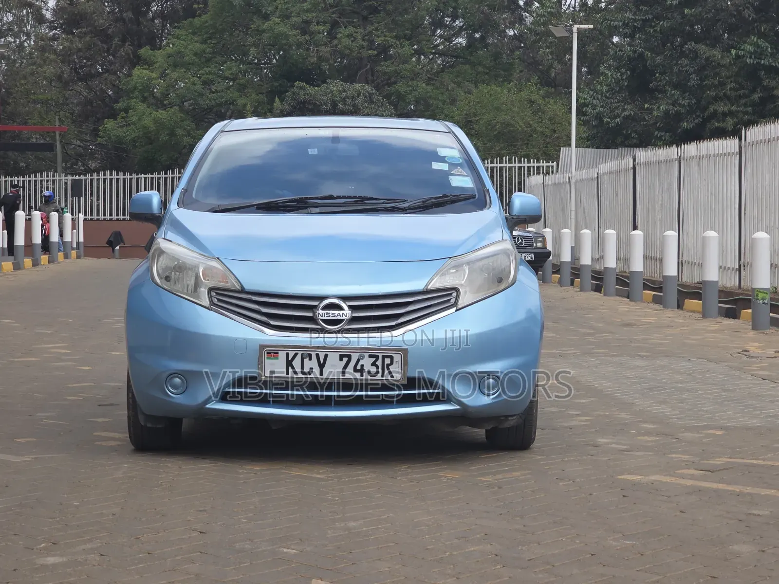 Nissan Note 2013 Blue