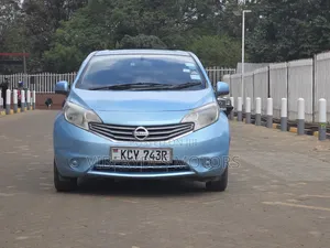 Nissan Note 2013 Blue