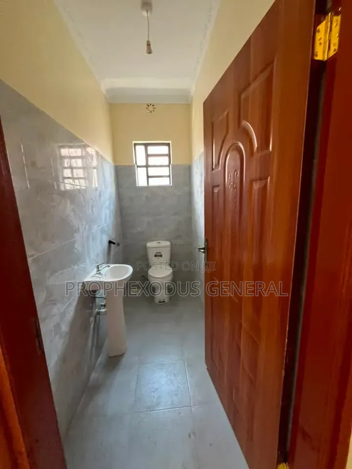 3bdrm Bungalow in Nkoroi for sale
