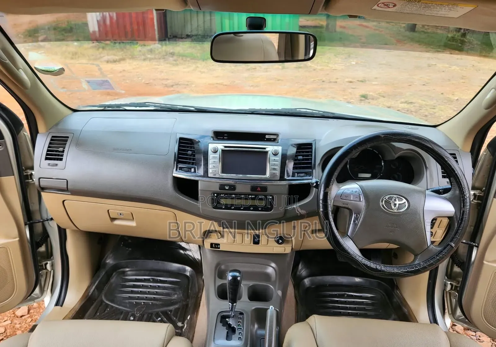 Toyota Fortuner 2012 Silver