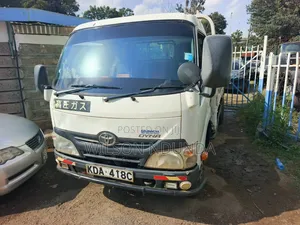 Toyota Dyna 2008 White