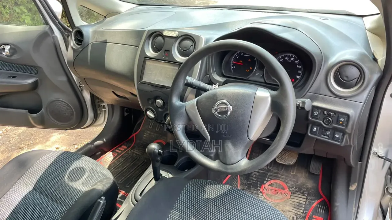 Nissan Note 2017 Silver