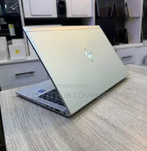 Laptop HP EliteBook 830 G8 16GB Intel Core i7 SSD 512GB