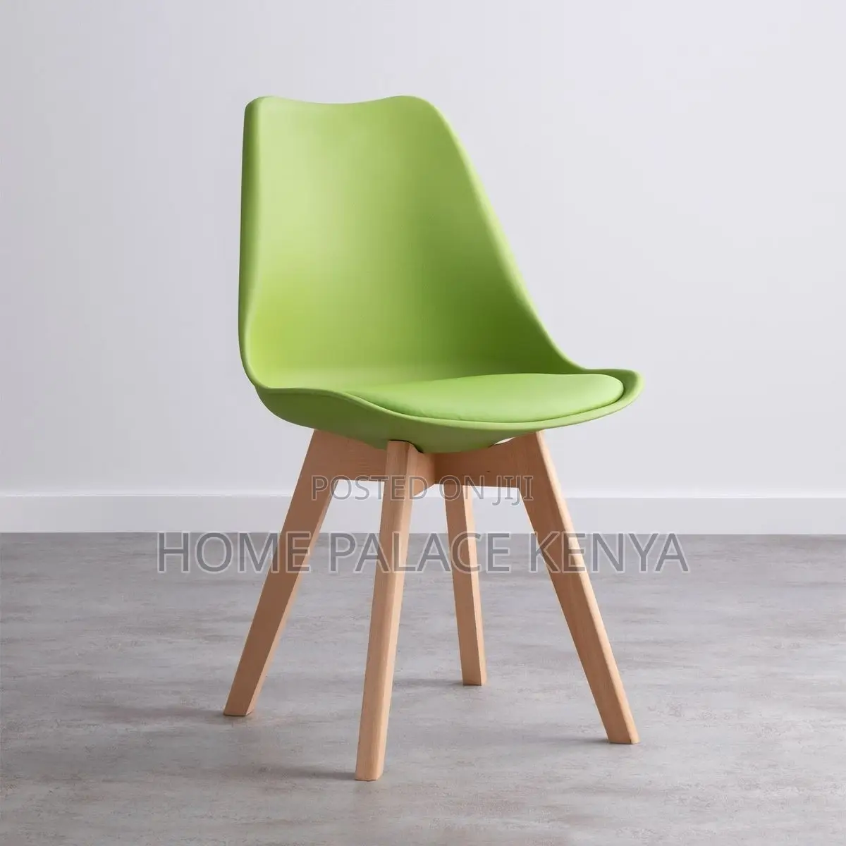 Eames Chair; Stylish Padded Eames Dining Chair for Home and Restaurant