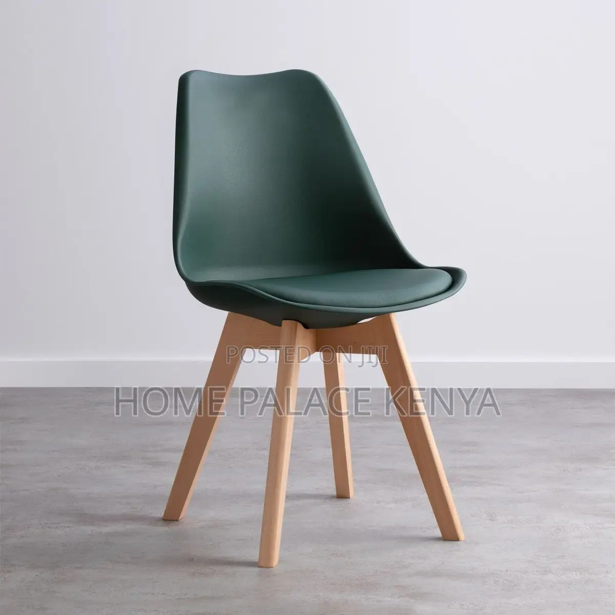 Eames Chair; Stylish Padded Eames Dining Chair for Home and Restaurant