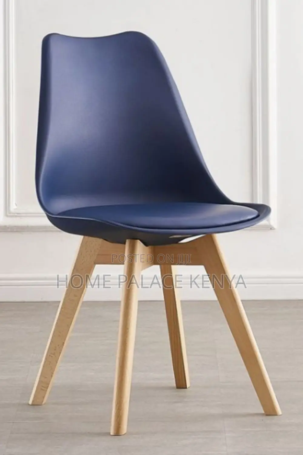 Eames Chair; Stylish Padded Eames Dining Chair for Home and Restaurant