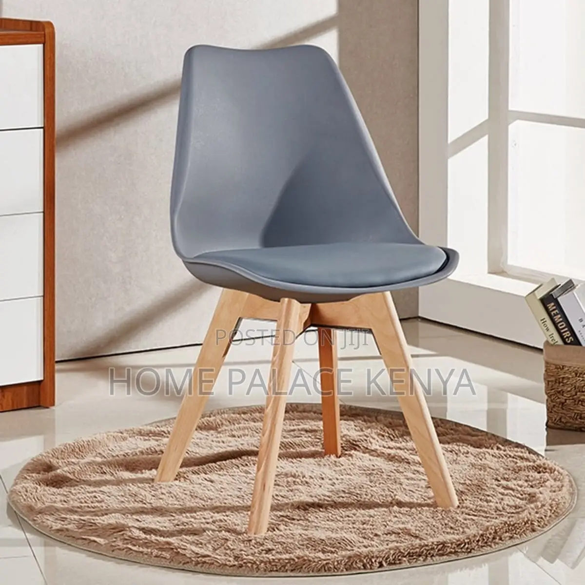Eames Chair; Stylish Padded Eames Dining Chair for Home and Restaurant