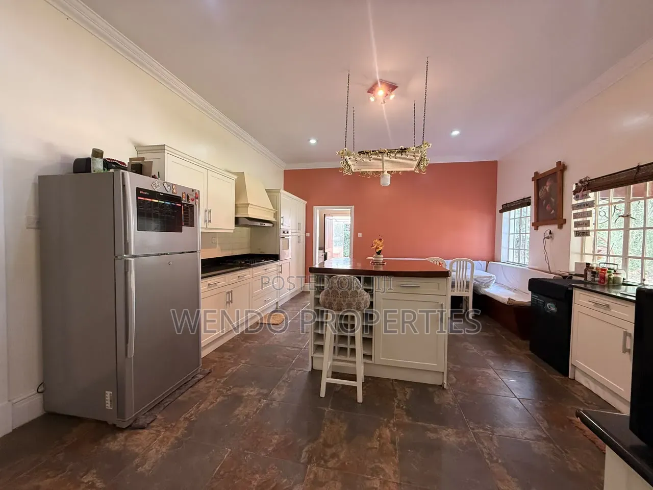 5bdrm Villa in Hardy for rent