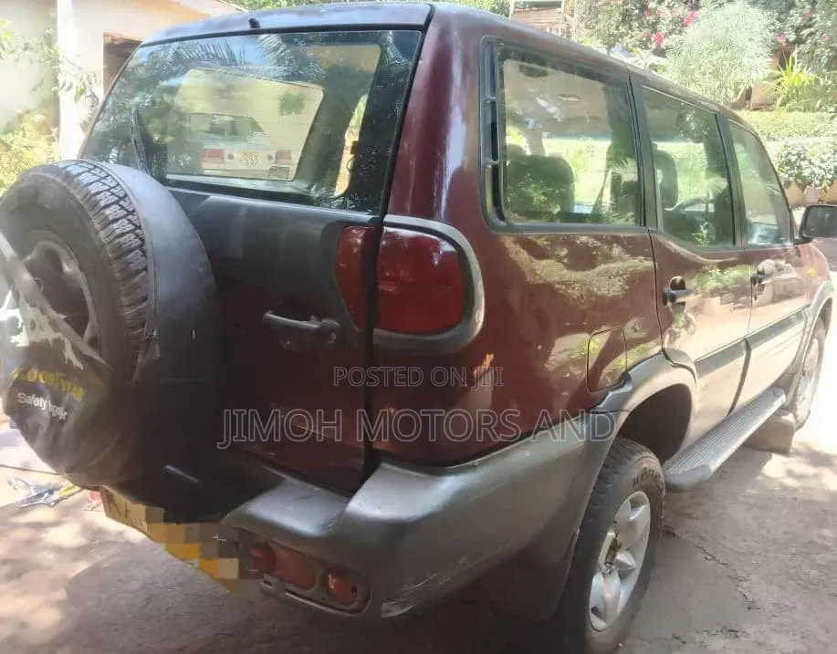 Nissan Terrano 1999 Burgundy