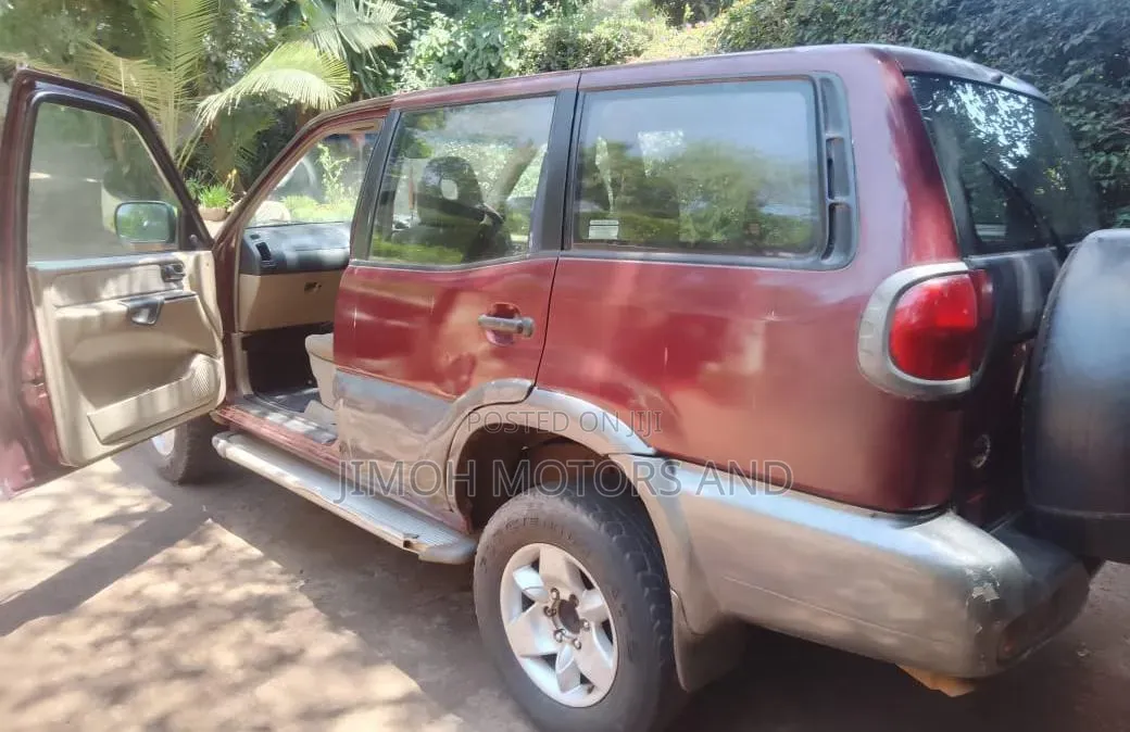 Nissan Terrano 1999 Burgundy
