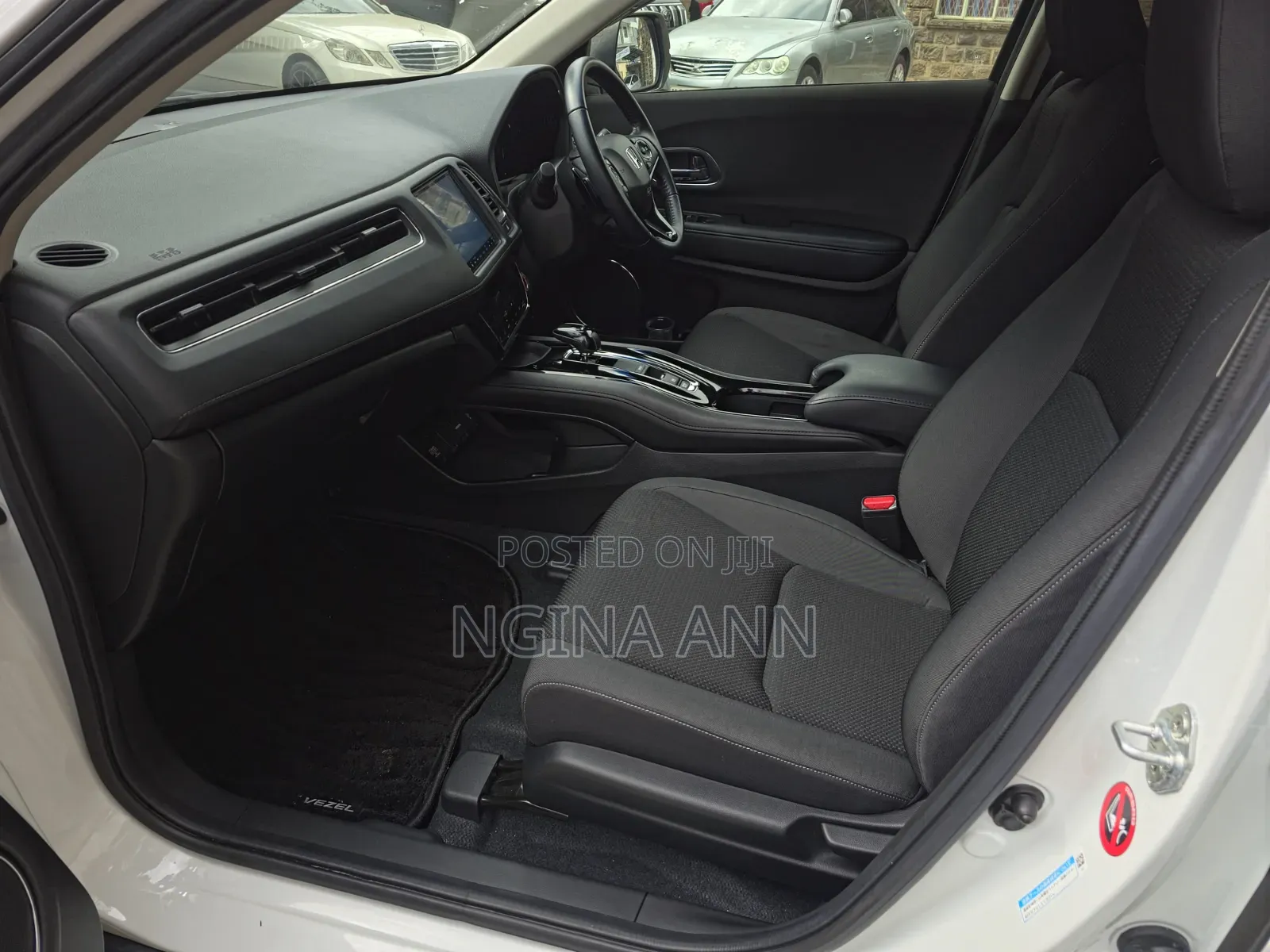 Honda Vezel 2019 White