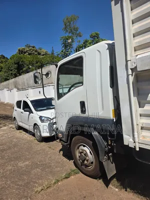 Isuzu FRR
Yom 2024