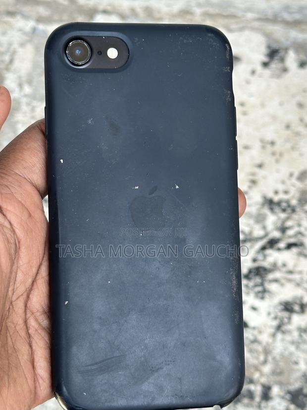 Apple iPhone 7 128 GB Black