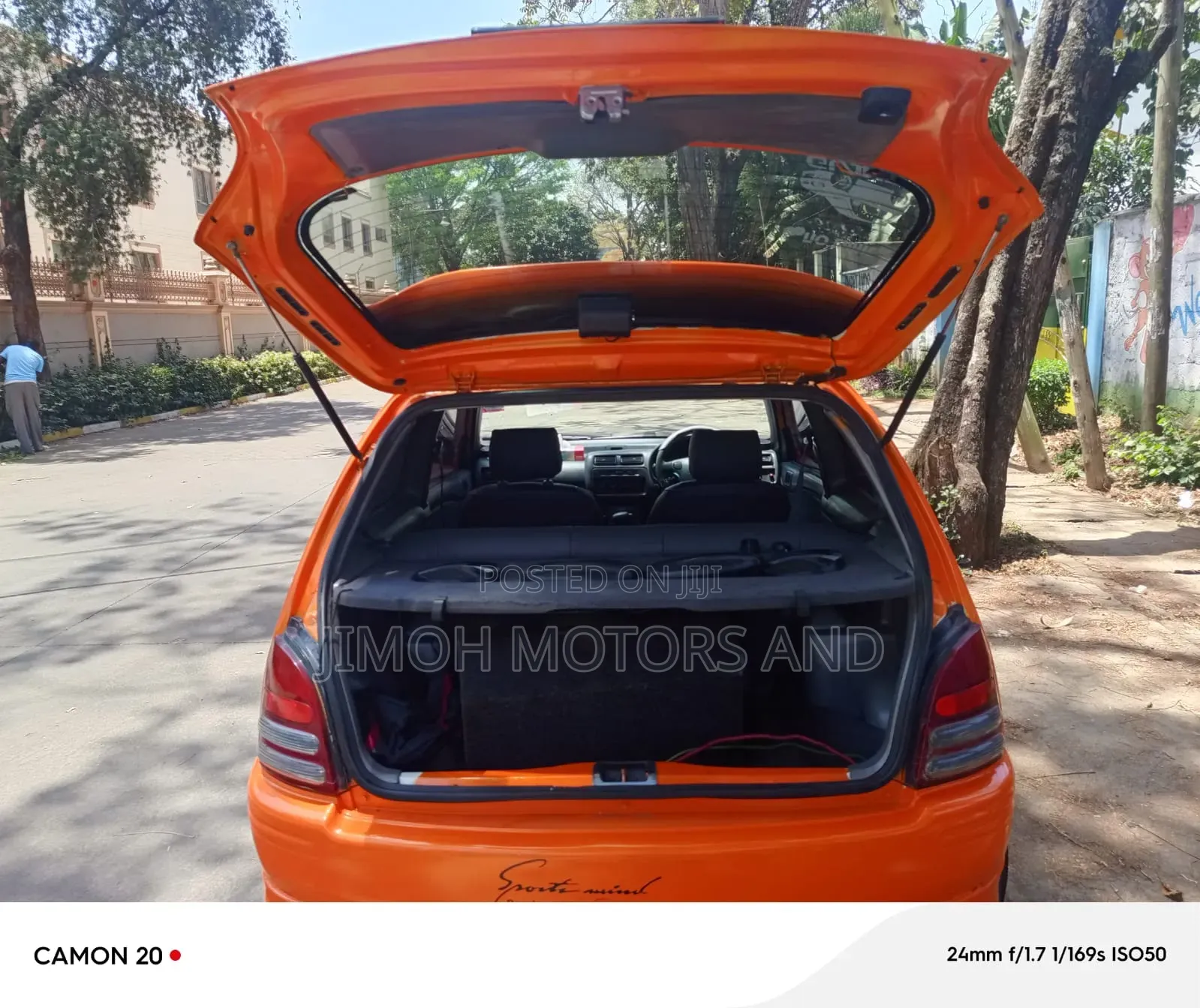 Toyota Starlet 1999 Orange