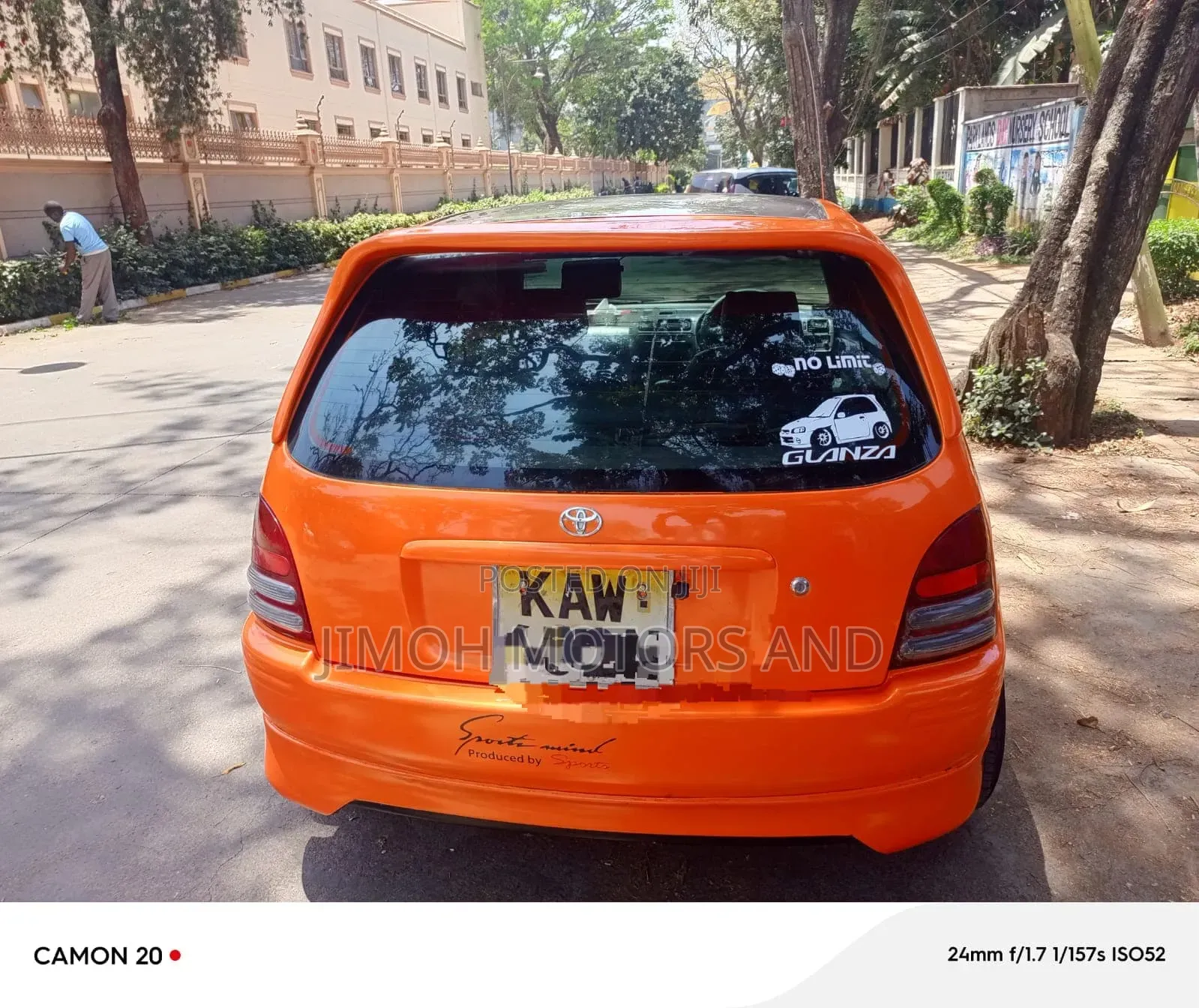 Toyota Starlet 1999 Orange