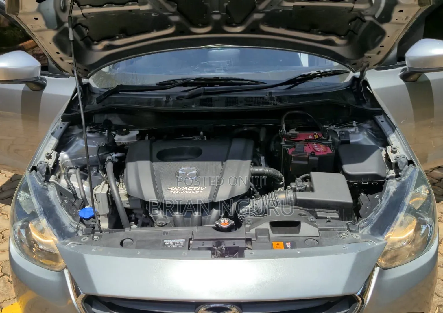 Mazda Demio 2016 Silver