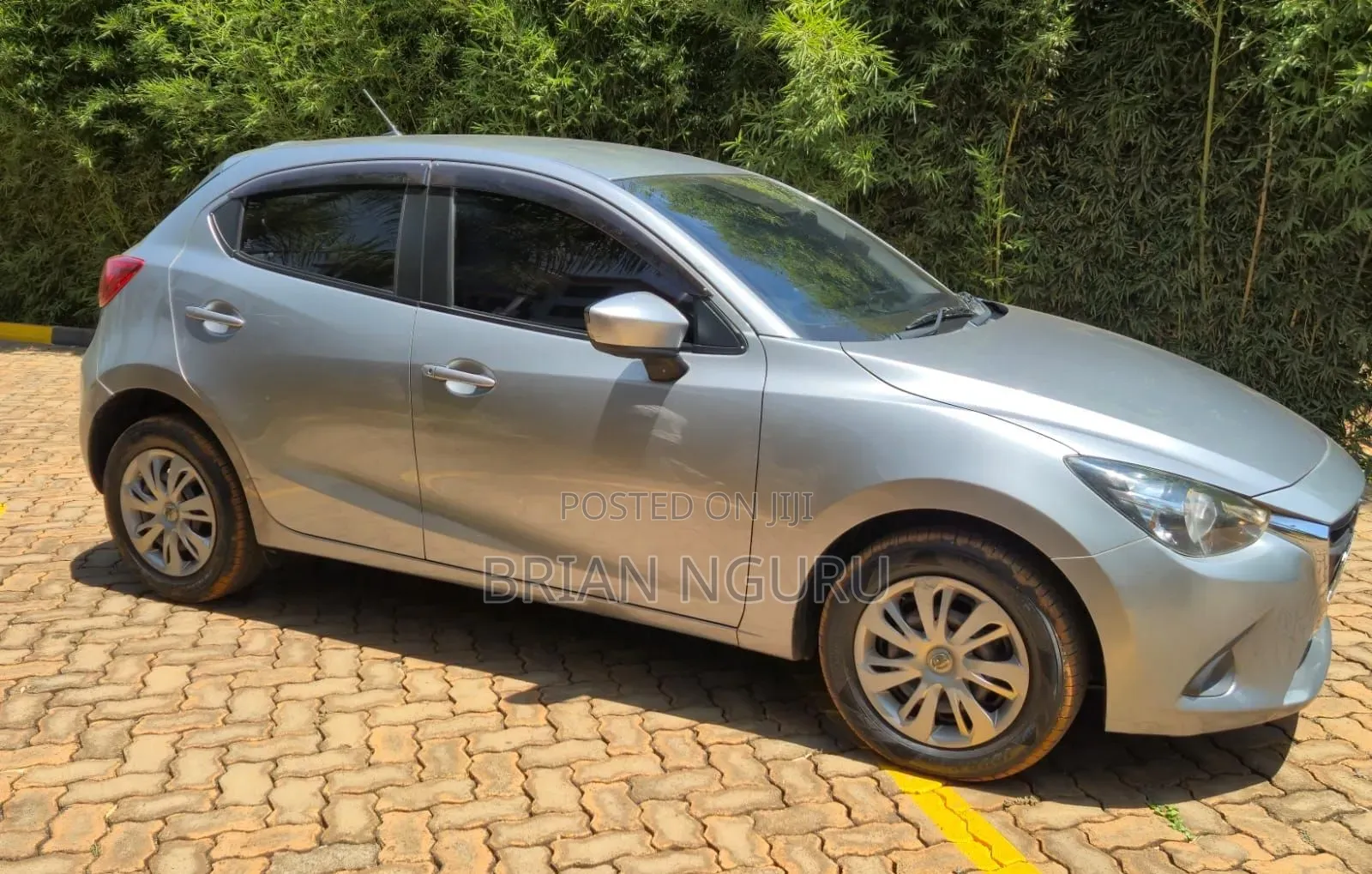 Mazda Demio 2016 Silver