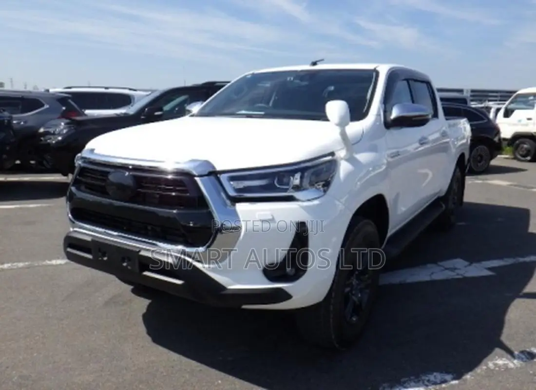 Toyota Hilux 2021 Pearl
