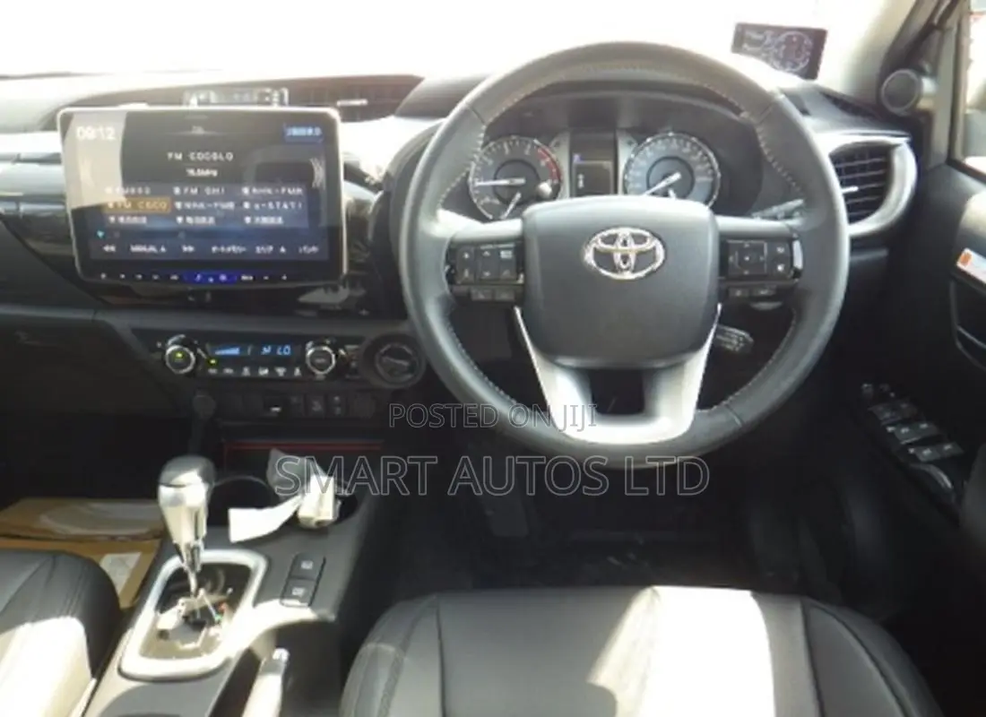 Toyota Hilux 2021 Pearl