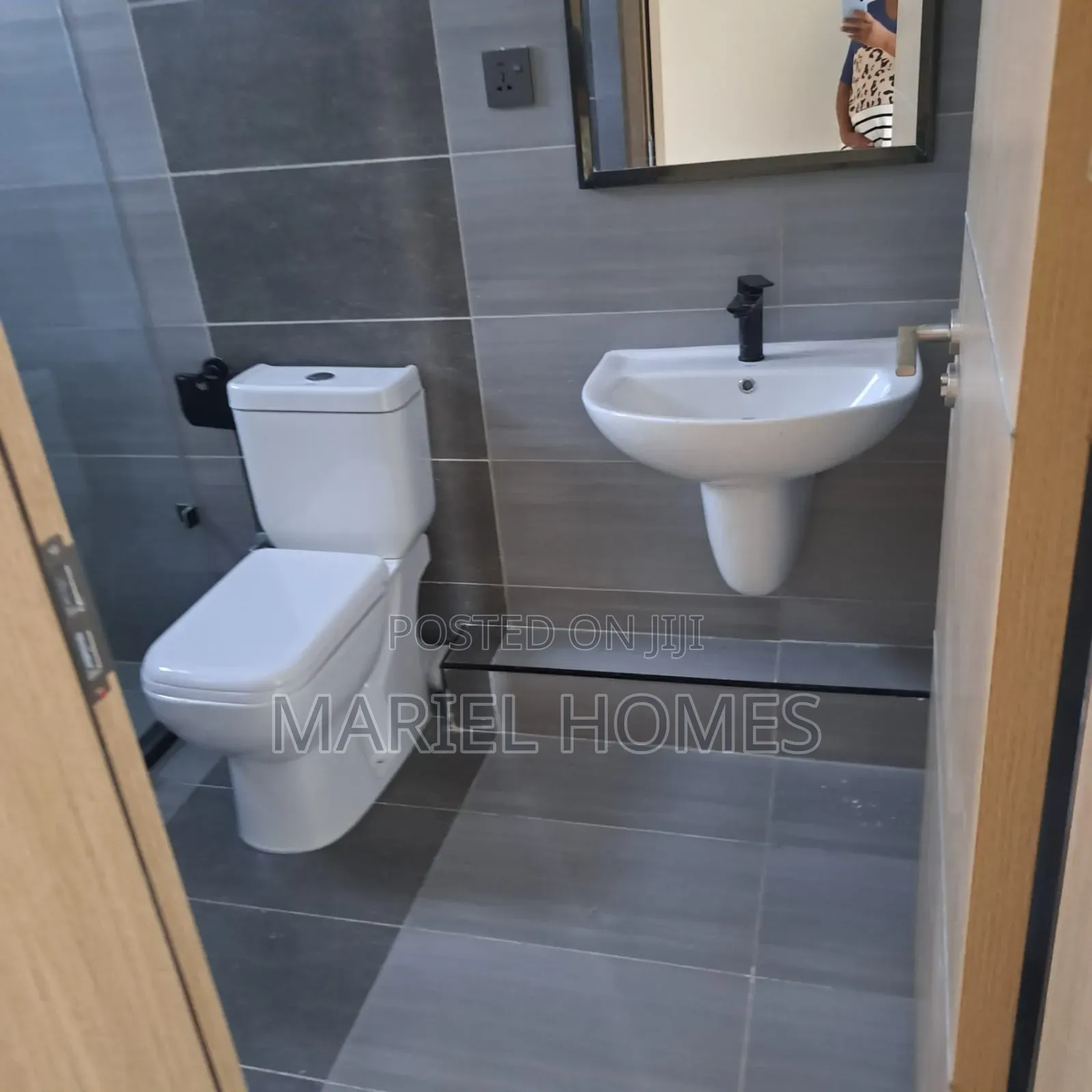 2bdrm Apartment in Hotel 67 Area for rent