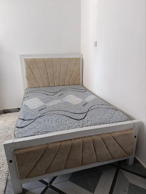 Mocket Bed and Mattress - thumbnail 2