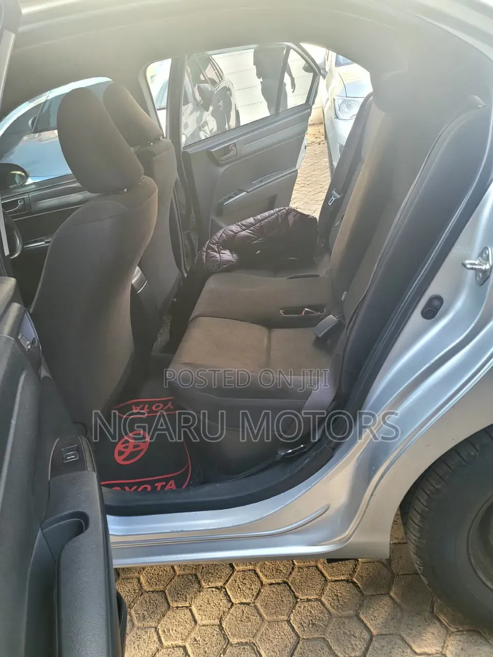 Toyota Axio 2017 Silver