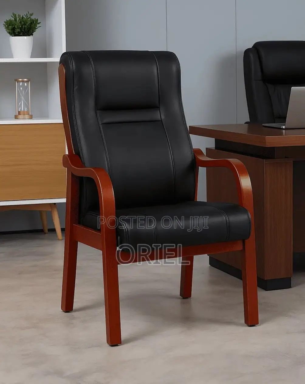 Office Chair : Director’s Visitor Chair