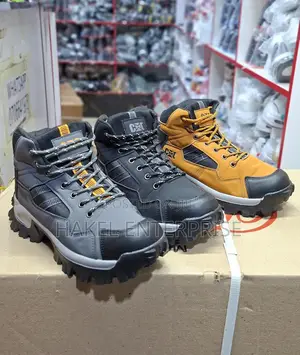 CATERPILLAR Boot
