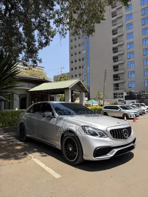 Mercedes-Benz E250 2010 Silver