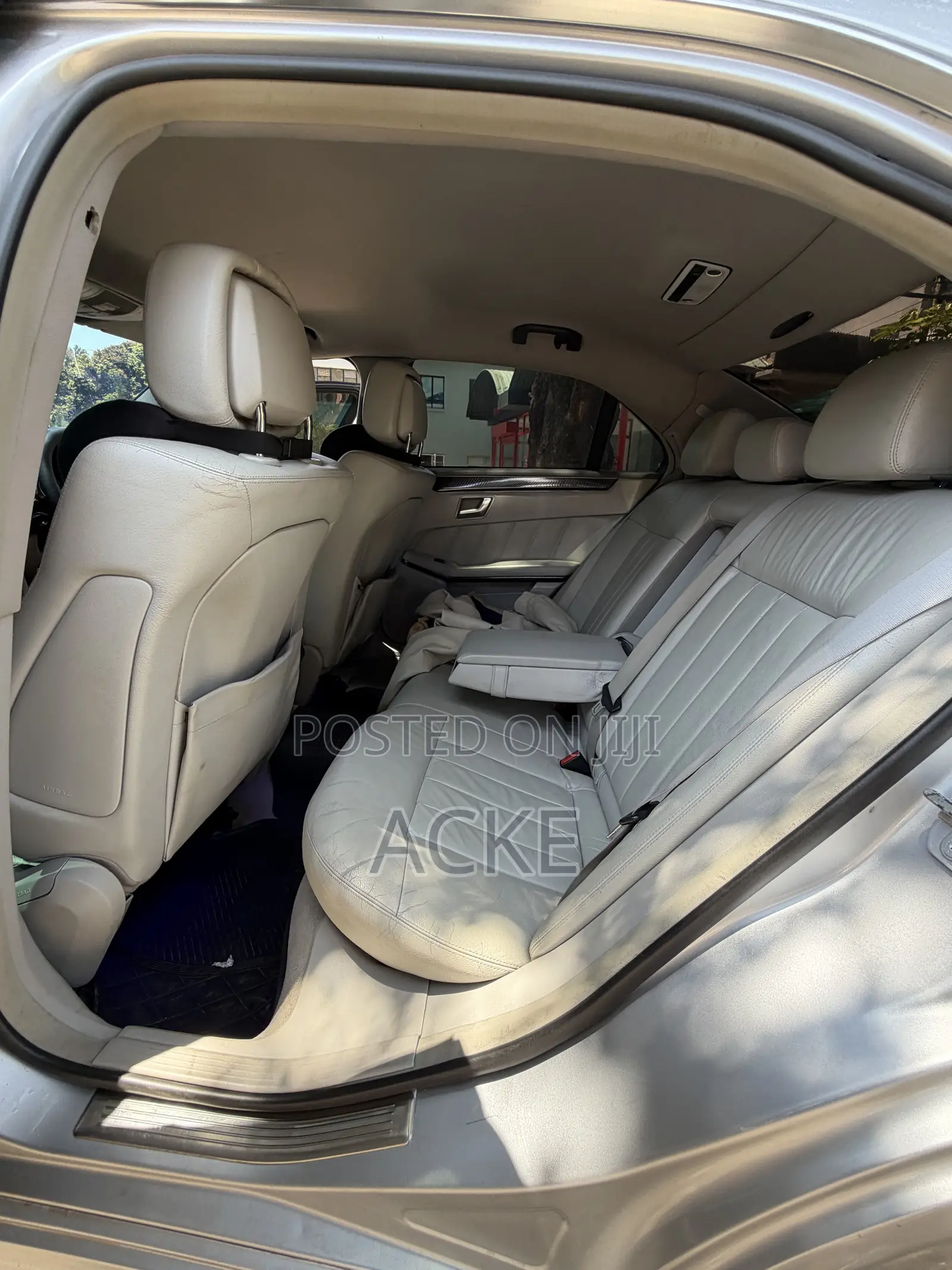 Mercedes-Benz E250 2010 Silver
