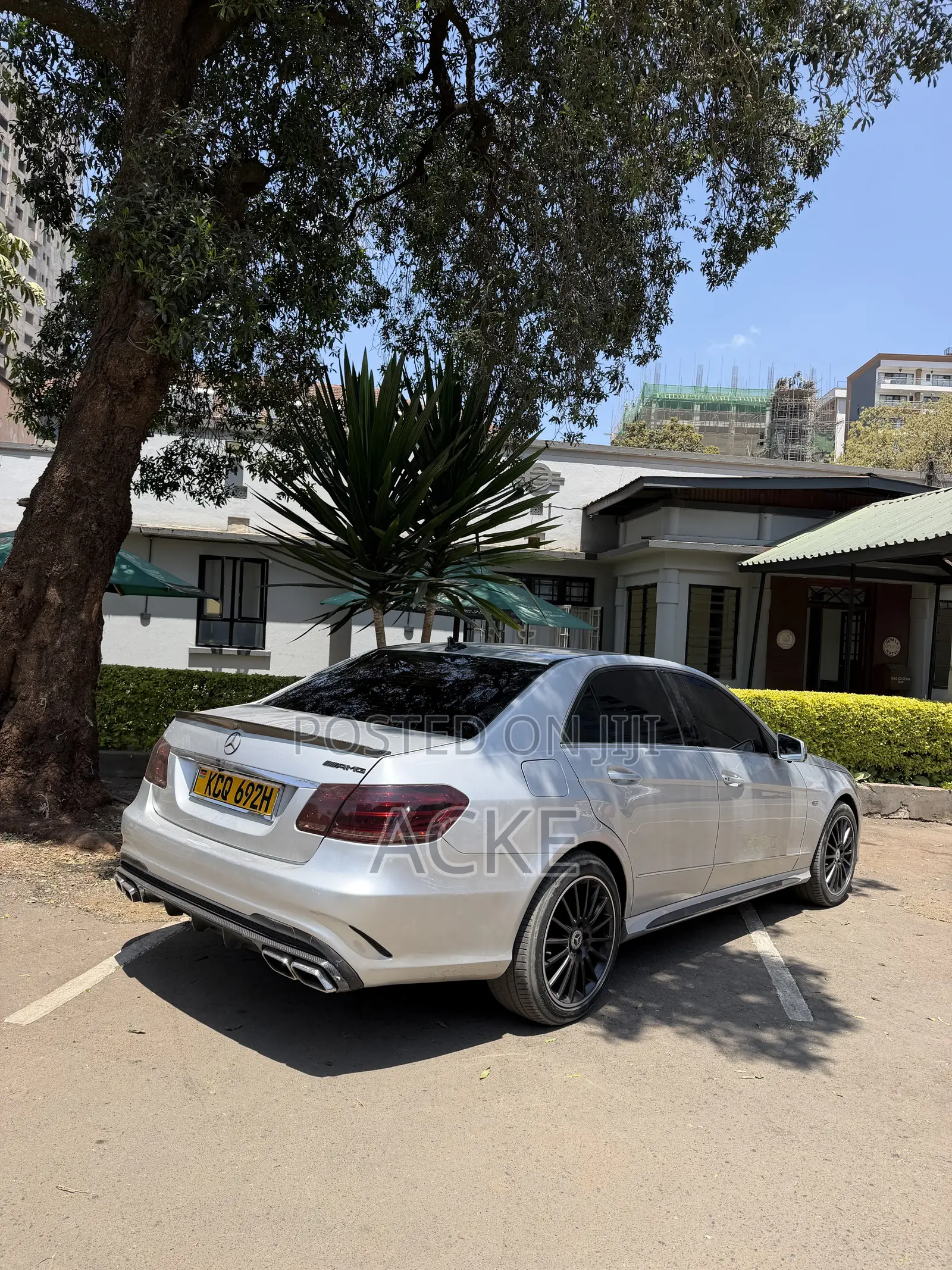 Mercedes-Benz E250 2010 Silver