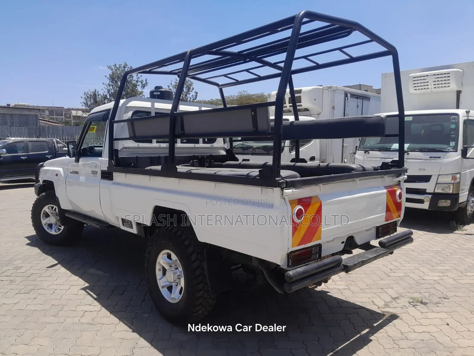 Toyota Land Cruiser 2016 White