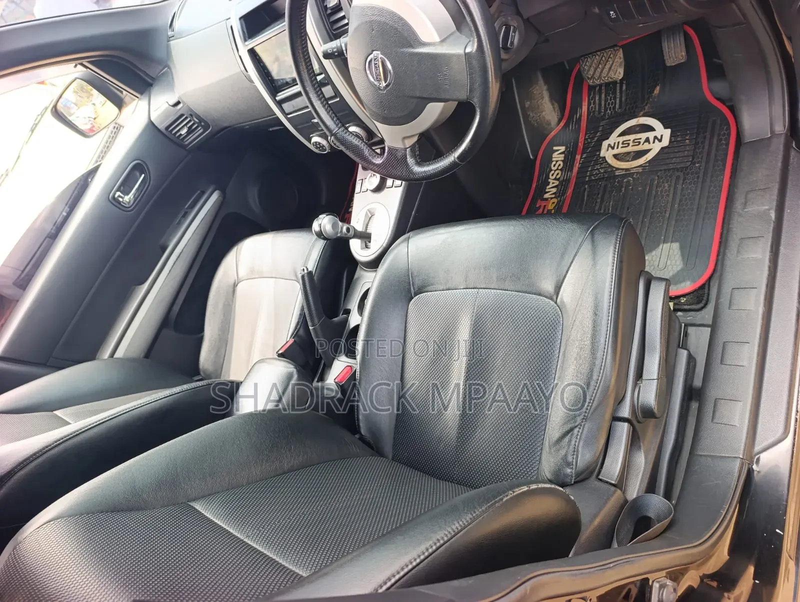 Nissan X-Trail 2012 Black