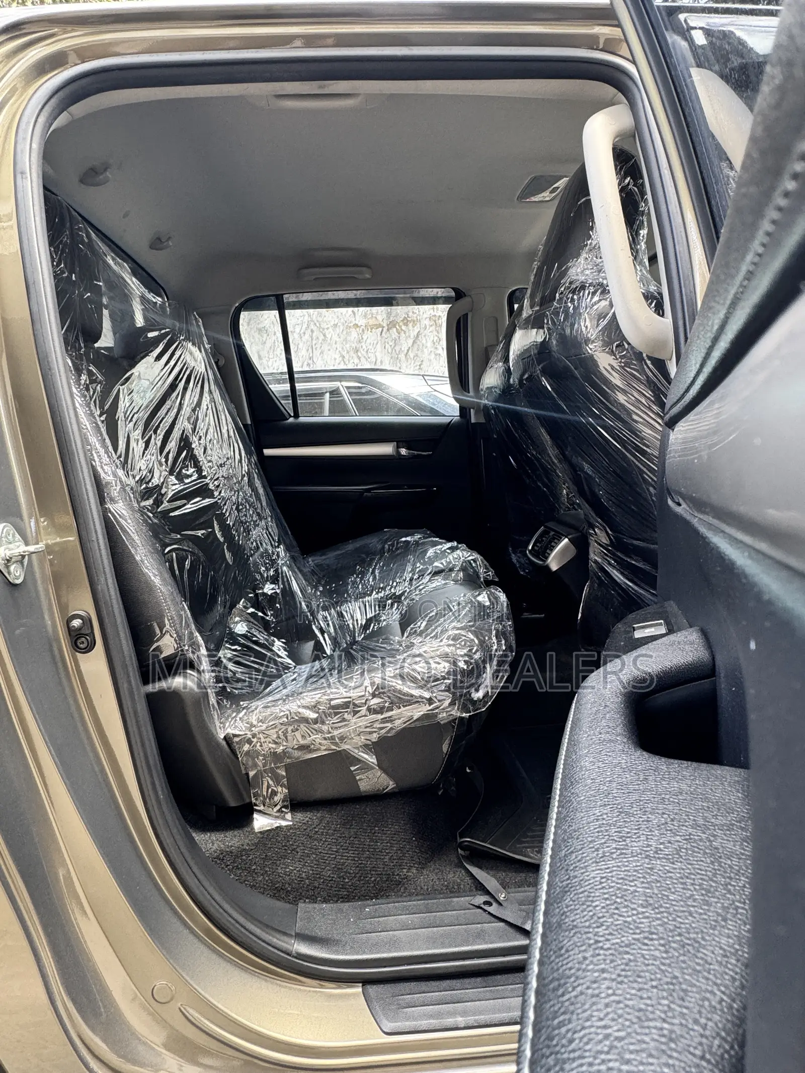 Toyota Hilux 2.8 Diesel 2020 Brown