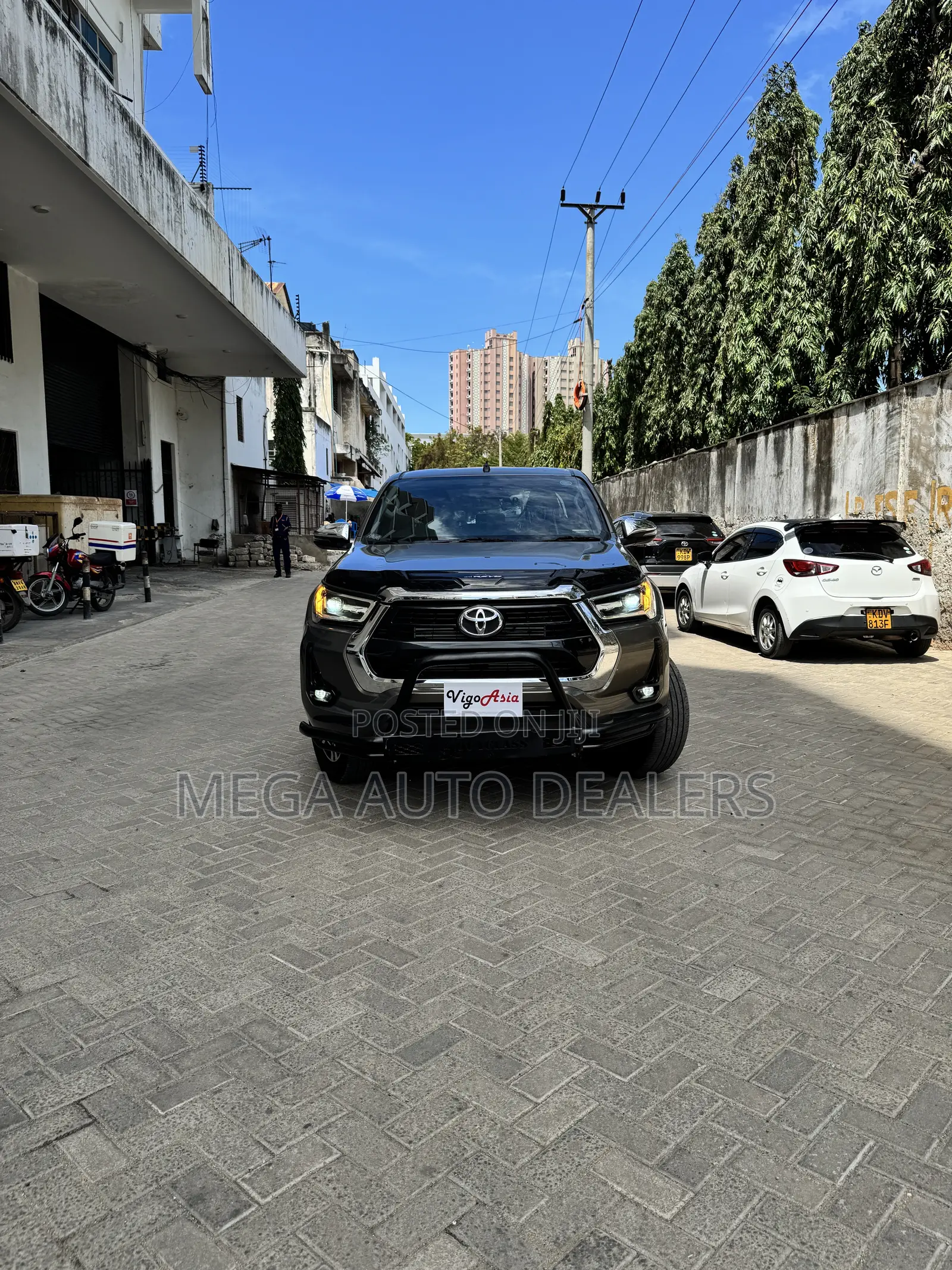 Toyota Hilux 2.8 Diesel 2020 Brown