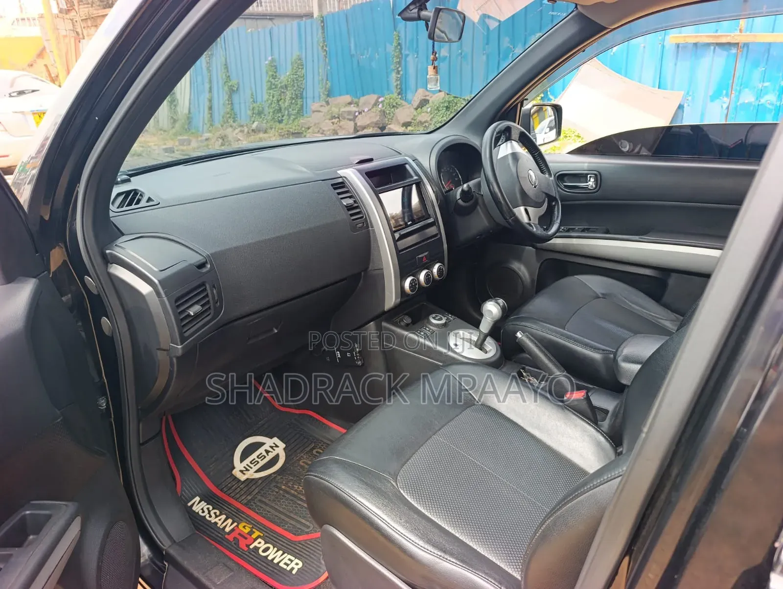 Nissan X-Trail 2012 Black