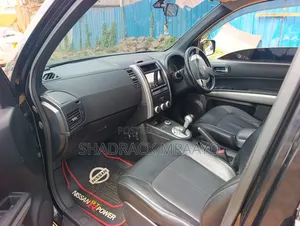 Nissan X-Trail 2012 Black
