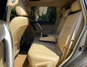 Toyota Land Cruiser Prado 2016 Brown